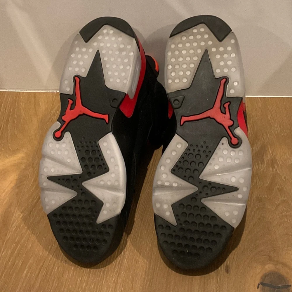Men's Black and Red Athletic Sneakers